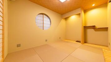 Casa, 2 quartos | 2 quartos, escrivaninha, espaço de trabalho para notebook