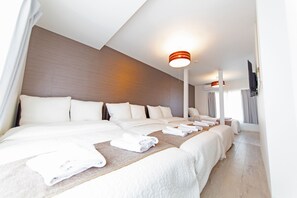House, 1 Bedroom | 1 bedroom, desk, laptop workspace, blackout drapes - Grandouce Villa Hanazonocho (Osaka)