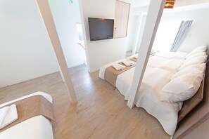 Casa, 1 camera da letto | 1 camera, una scrivania, postazione laptop, tende oscuranti