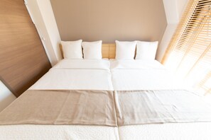 อพาร์ทเมนท์, 2 ห้องนอน | 2 ห้องนอน, โต๊ะทำงาน, พื้นที่ทำงานแบบใช้แล็ปท็อป, ผ้าม่านกันแสง