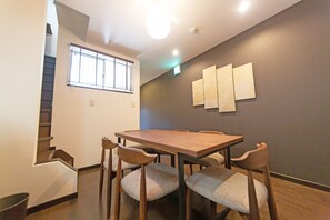 บ้านพัก, 1 ห้องนอน | บริการอาหารในห้องพัก