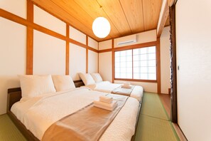 3 Schlafzimmer, Schreibtisch, laptopgeeigneter Arbeitsplatz