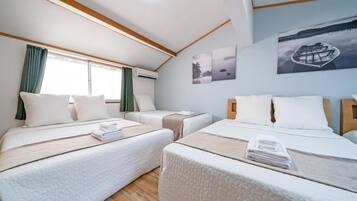 Apartment, 1 Bedroom | 1 bedroom, desk, laptop workspace, blackout drapes