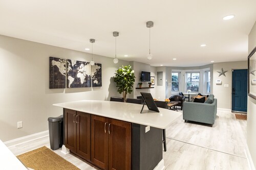 Lovely Shaw Apartment - Sleeps 4, WALK to White House