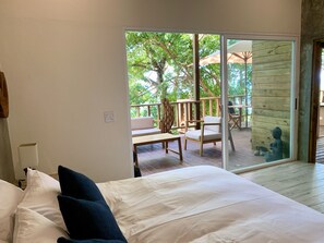 Premium bedding, individually decorated, individually furnished - Villa Noelia (Saboga)
