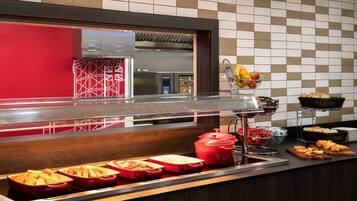Daily buffet breakfast (GBP 11 per person)