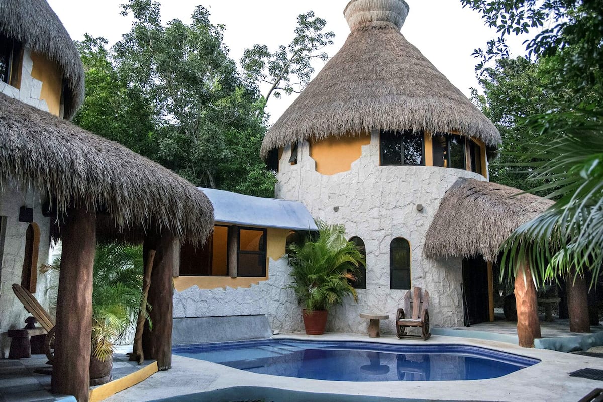 Signature House | 1 bedroom, individually decorated, individually furnished