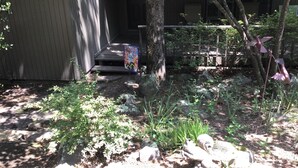 Exterior detail - Eden Isle gem! Beautiful vacation condo walking distance to Red Apple CC (Heber Springs)