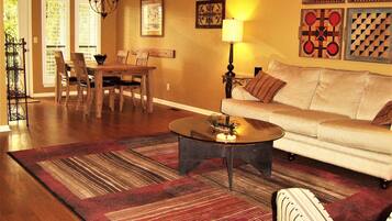 TV connectée, cheminée, chaßne hi-fi