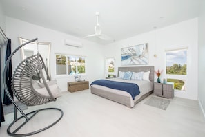 House, 3 Bedrooms | Iron/ironing board, bed sheets
