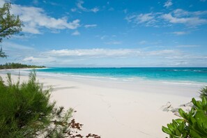 Beach - Miss Ruby by Eleuthera Vacation Rentals (Governor's Harbour)