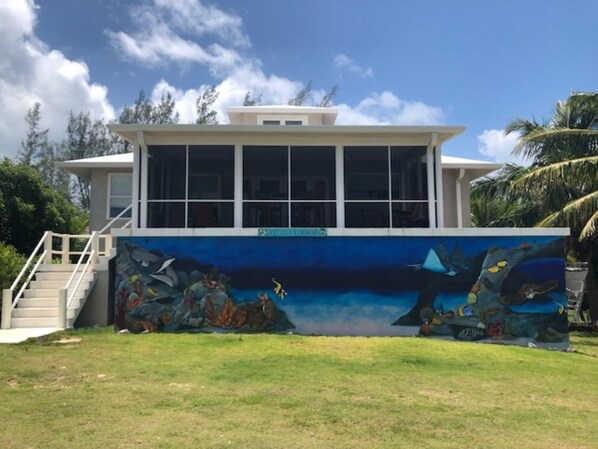 House, 3 Bedrooms | Exterior