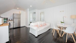 Living room - Four Points Suite by Eleuthera Vacation Rentals (Governor's Harbour)