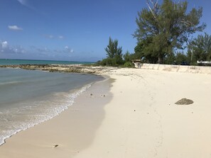 Condo, 2 Bedrooms | Beach | Beach nearby