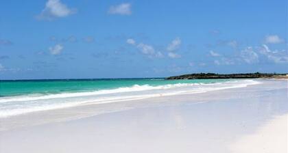 Utopia House by Eleuthera Vacation Rentals