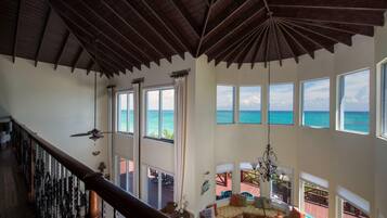 House, 4 Bedrooms | Interior