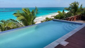 Pool - Palisades House by Eleuthera Vacation Rentals (Governor's Harbour)