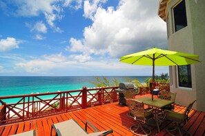 Balcony - Palisades House by Eleuthera Vacation Rentals (Governor's Harbour)