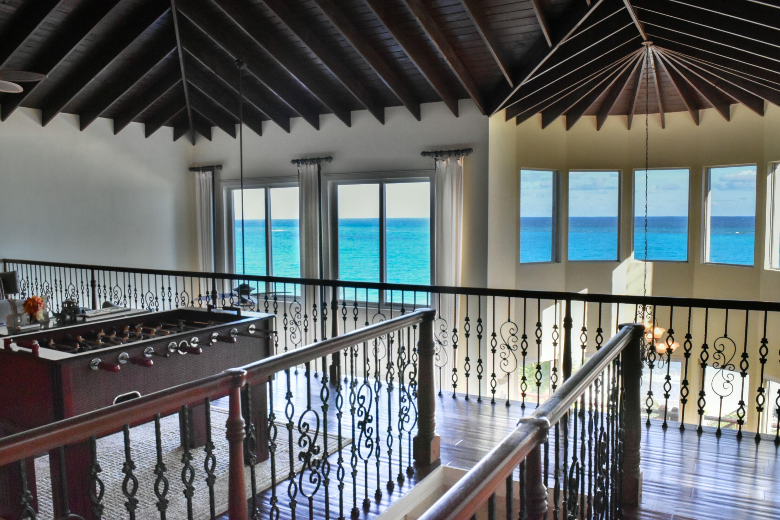 House, 4 Bedrooms | Balcony