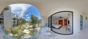 Exterior detail - Fall In Love With The 360 Degree Infinity Pool @ PANORAMIC D 204- By Salt-Kisses (Tulum)