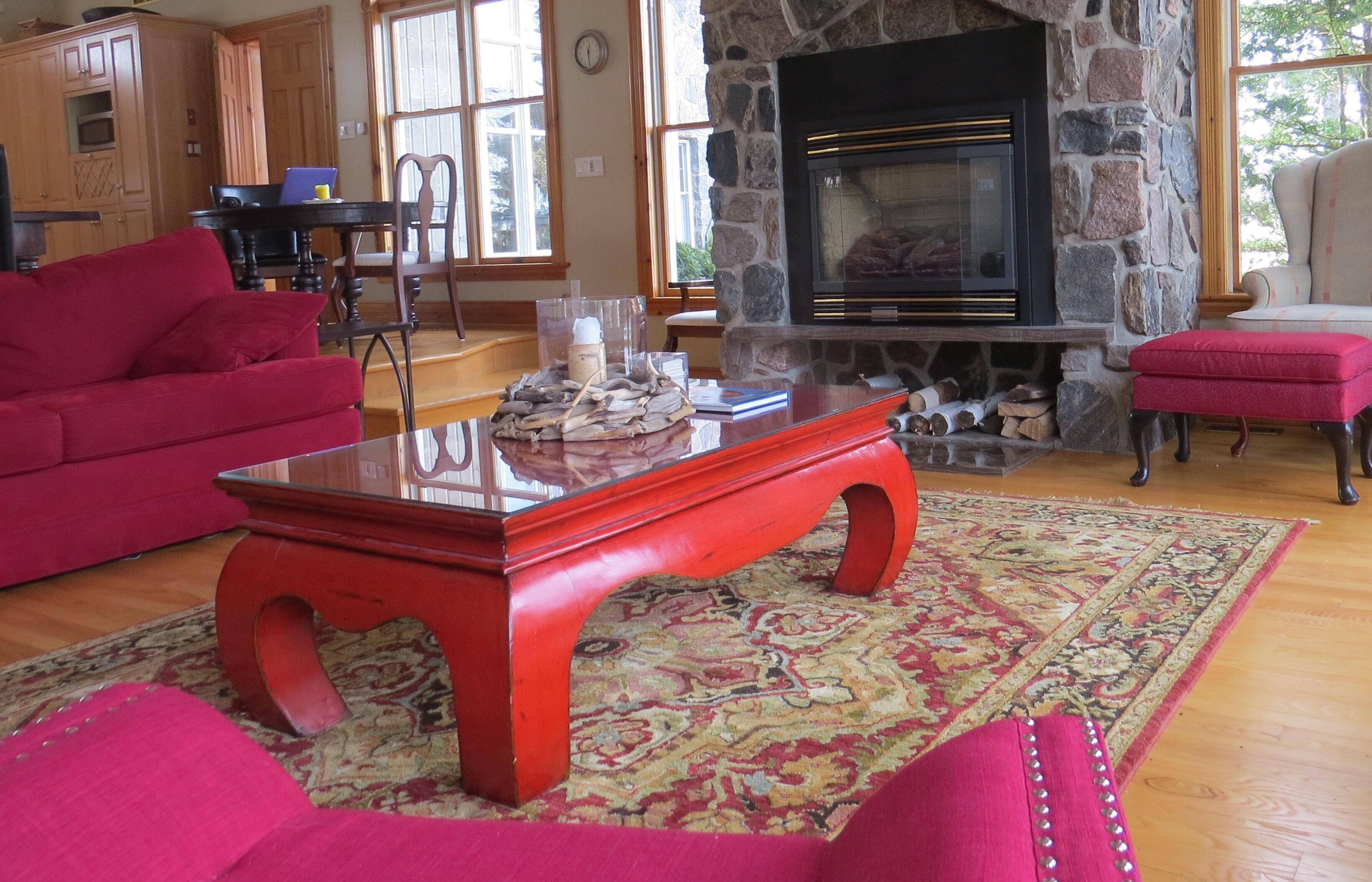 Stunning Silver Springs Retreat - 2hrs from Toronto