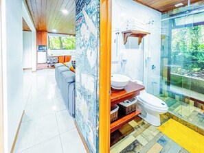 Unclassified image, 5 of 22, button