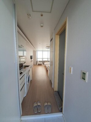 Tủ lạnh, lò vi sóng, tủ đông