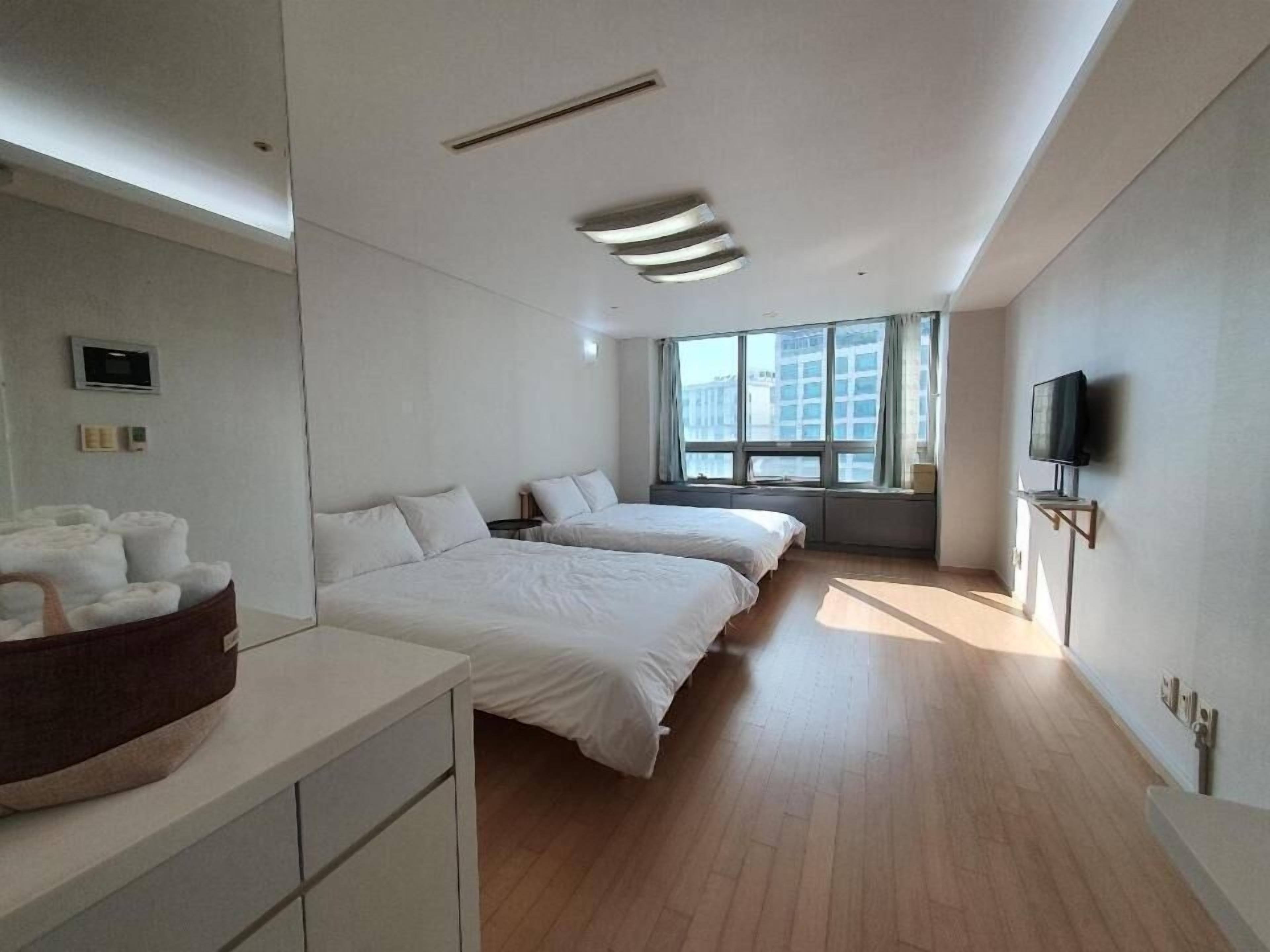 Ropa de cama hipoalergénica y decoración personalizada 