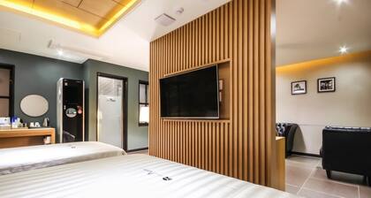 HOTEL Able