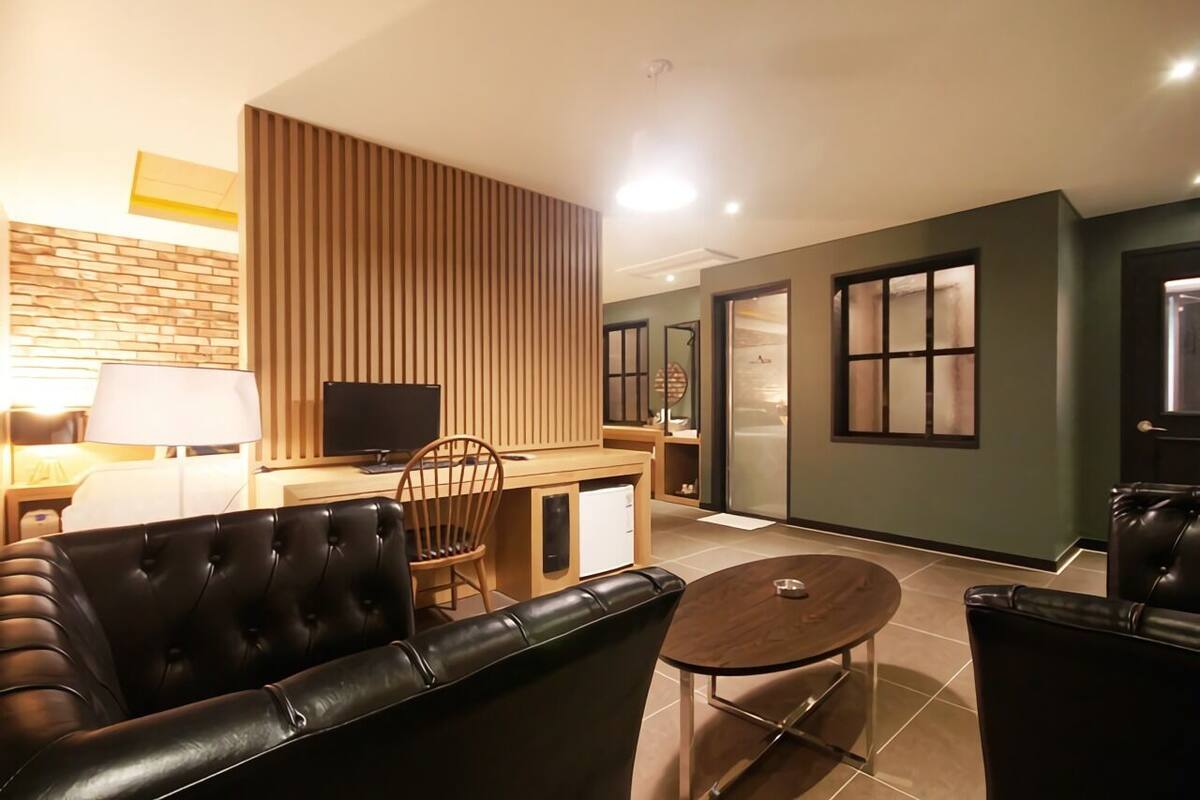 VIP Twin Bedroom | Living area | 50-inch LCD TV with digital channels, TV, computer
