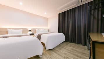 Twin Room (Free Breakfast for 2 on Tue-Fri) | Free WiFi