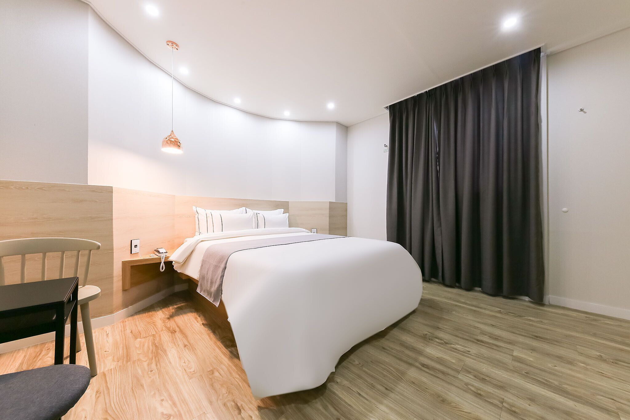 Standard Room (Free Breakfast for 2 on Tue-Fri) | Free WiFi