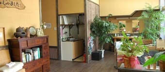 สุโดมาริ มินชูคุ เฟรนด์ - โฮสเทล