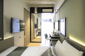 Artículos del minibar gratis y caja de seguridad en la habitación 