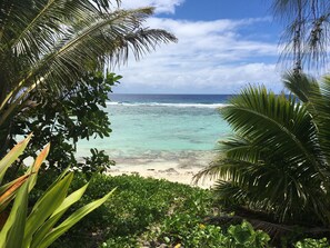 På stranden og strandhåndklær