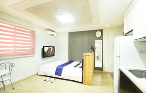Room (Jasmin, 1F) | 1 bedroom, free WiFi
