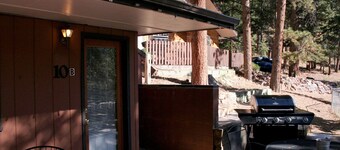 A Cute and Comfortable 1 Bedroom with Full Kitchen - Timber Creek 10B