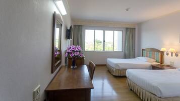 Superior Twin Room | View from room