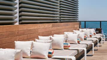 Sundeck
