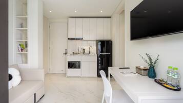 Junior One-bedroom Suite | Truy cập Internet không dây miễn phí, bộ trải giường