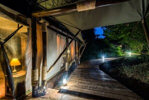 Front of property - evening/night - Instinct of the Mara (Maasai Mara)