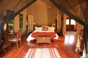 Family Tent | Premium bedding, memory foam beds, individually decorated - Instinct of the Mara (Maasai Mara)