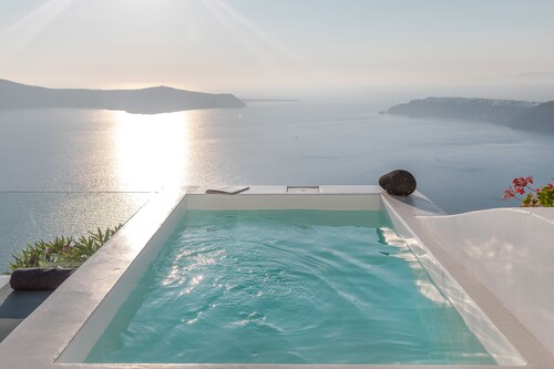 Aether Suite by Caldera Houses