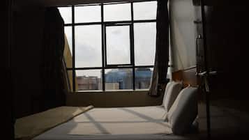 Quarto casal ou duplo luxo | Wi-Fi de cortesia, roupa de cama