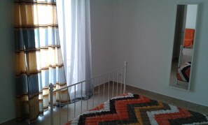 1 bedroom, travel cot, free WiFi, bed sheets