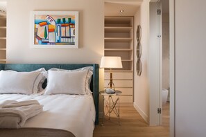 Huvila, yksityinen uima-allas | 3 makuuhuonetta, työpöytä, silitysrauta/-lauta, ilmainen Wi-Fi