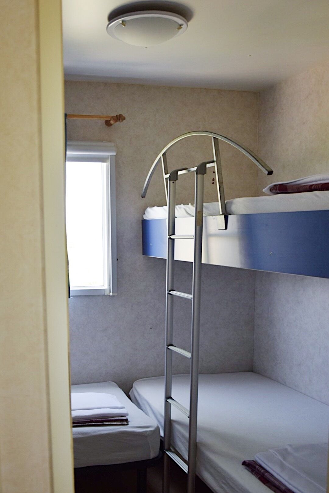 Mobile Home, 2 Bedrooms | WiFi (free)