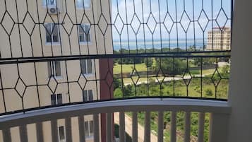 Appartement, 4 chambres, vue océan | Vue depuis le balcon