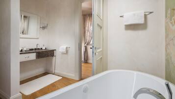 Villa, 4 Bedrooms | Bathroom | Separate bathtub and shower, hair dryer, towels, soap