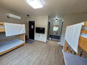 Room (4 people) | Free WiFi - Dodam Guesthouse - Hostel (Danyang)
